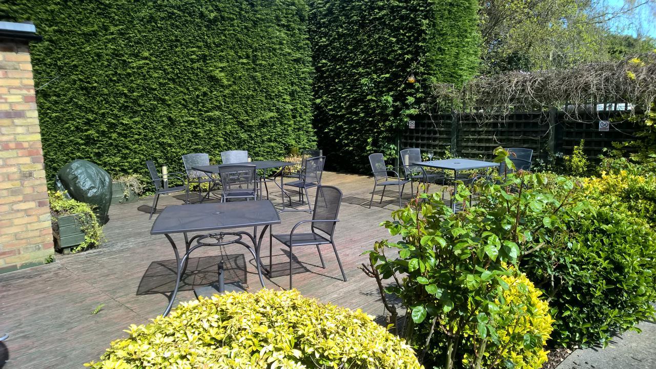 Baker Arms Hotel Hertford Kültér fotó